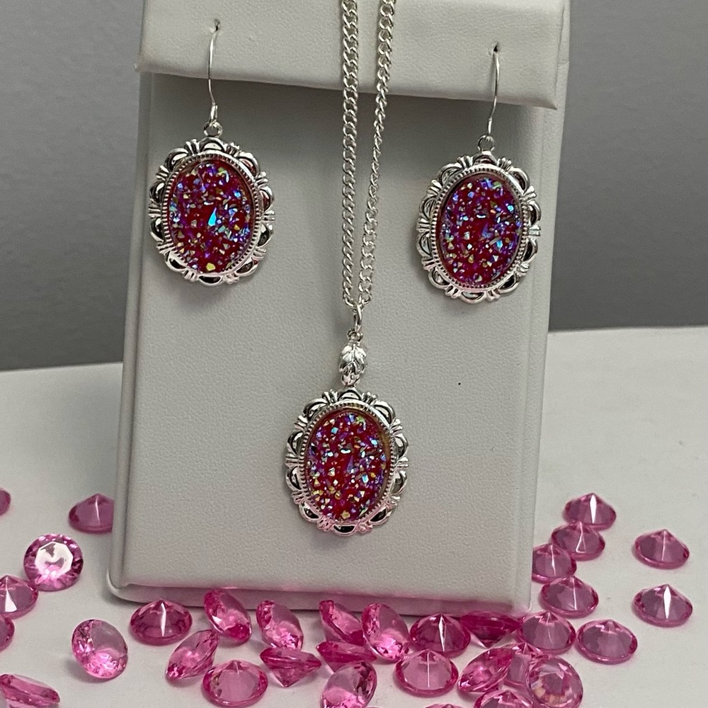 NEW Pink Druzy (faux) necklace and earring set